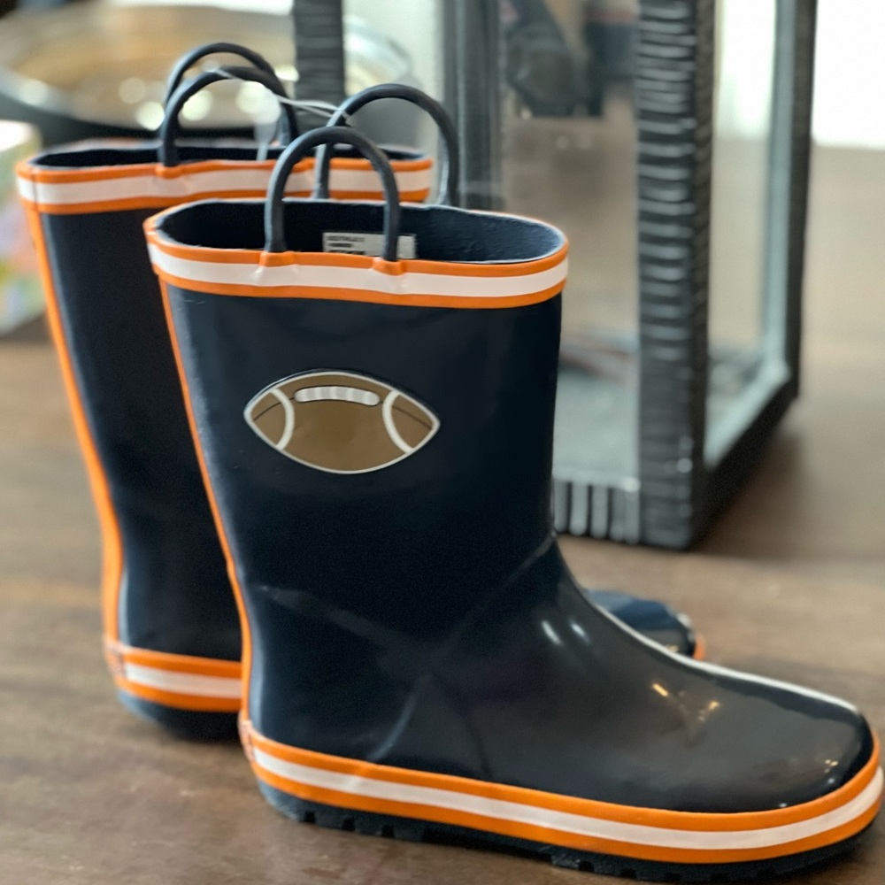 💙 $15 w/bundle Adorable Gymboree Football Rain Boots, Size 2 NWT!!    💙🏈🧡☔️